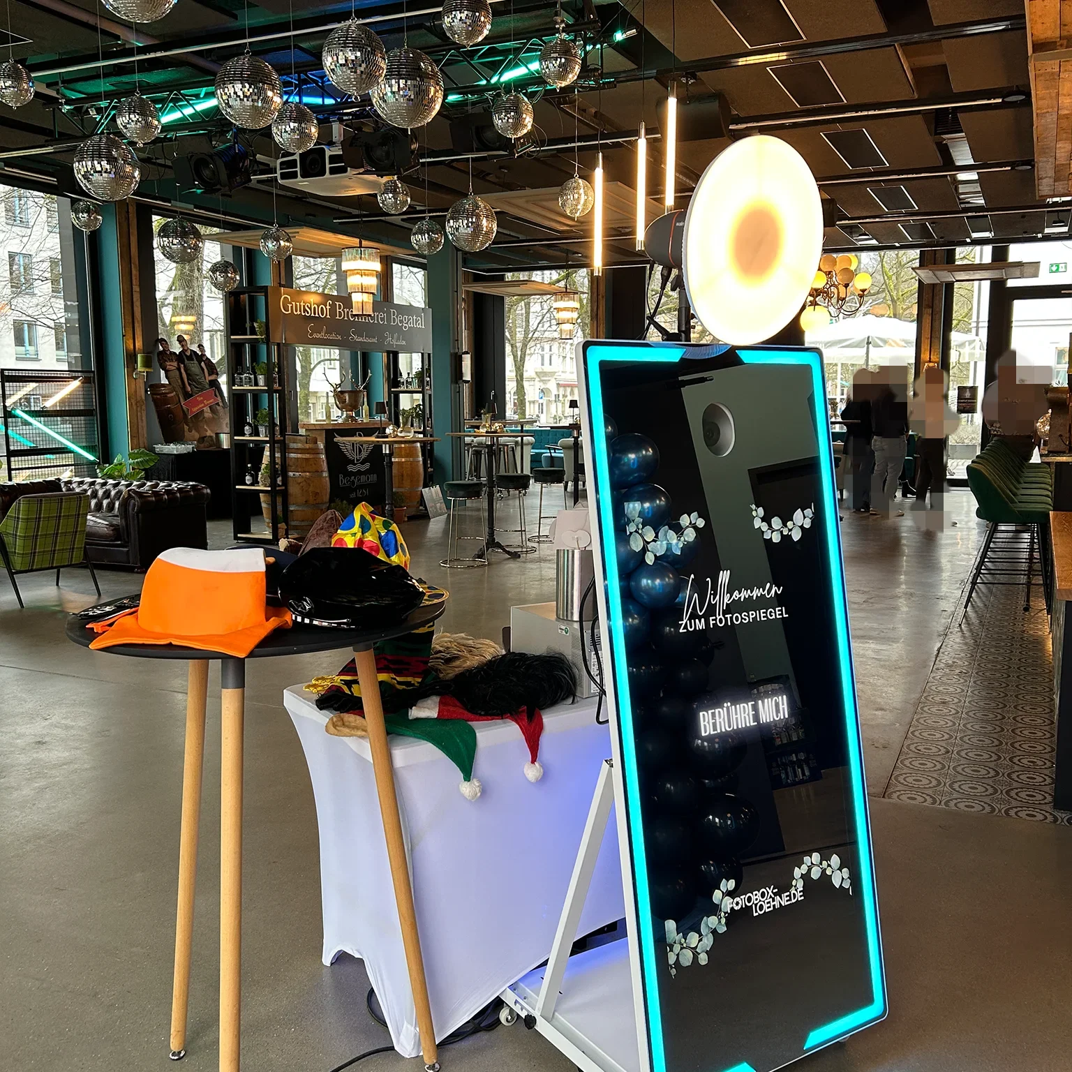 Fotospiegel in Bielefeld - Founders Foundation